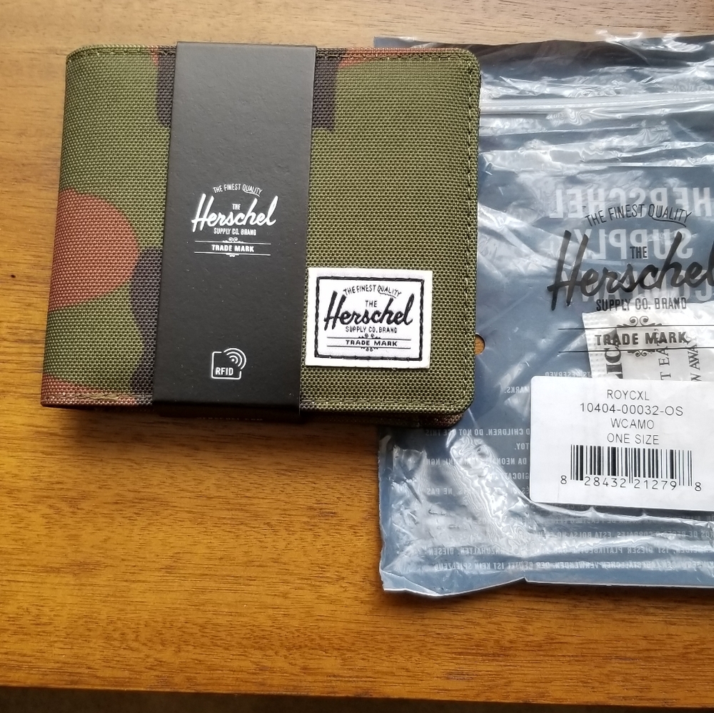 Herschel Men's Wallet